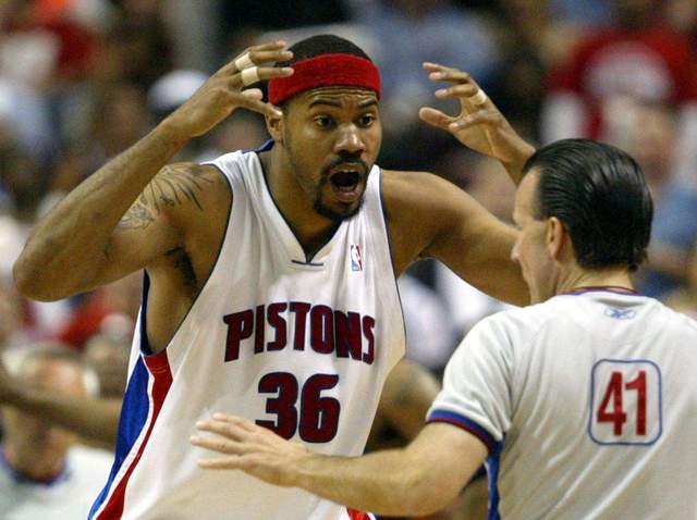 nbl|狂躁的技術(shù)犯規(guī)之王，完美的團(tuán)隊(duì)型球星，田徑出身的怒吼天尊！