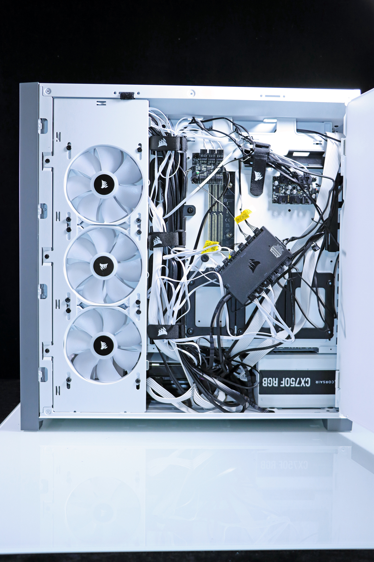 吹雪|天青色等烟雨，而我在等你，亲，吹雪不？