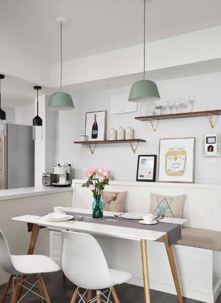 家里不要买餐桌了,聪明人都这样设计,邻居看到直夸好