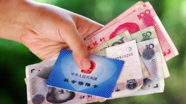 越来越多的人放弃缴纳社保,不担心养老问题吗?过来人说出实情