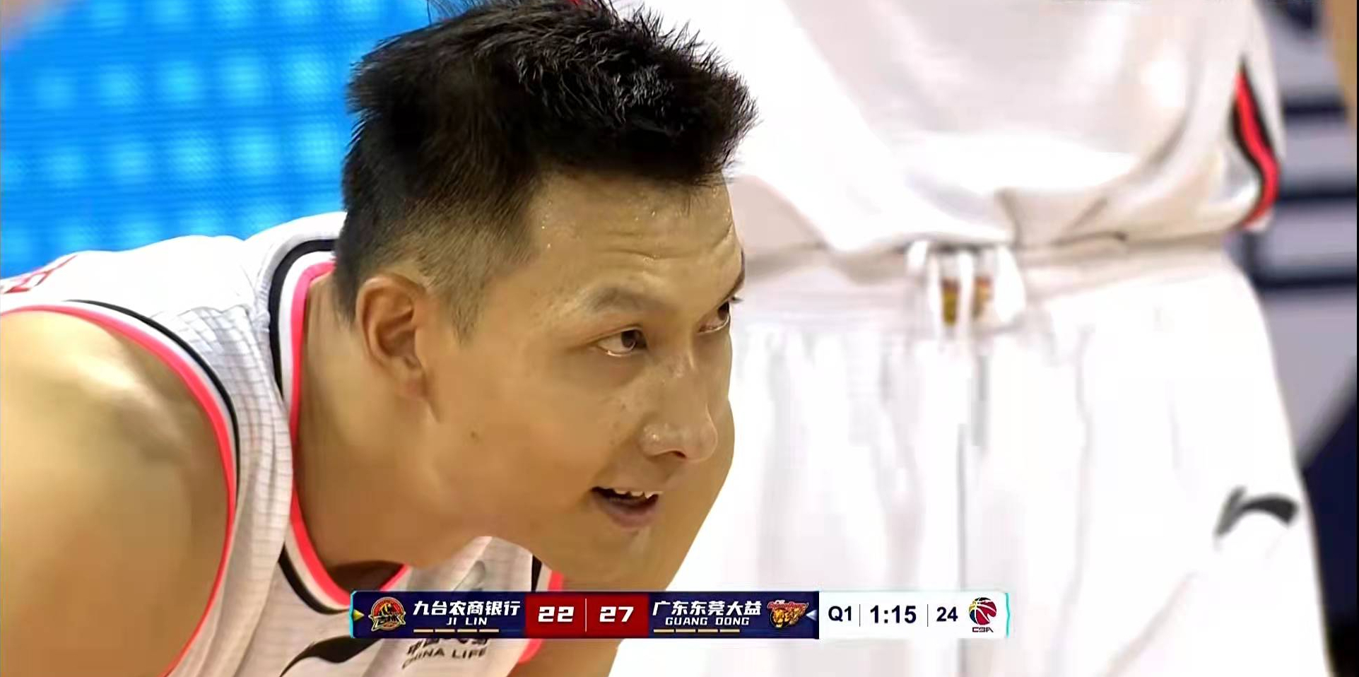 广东男篮|广东拒绝连败！打出梦幻开局，易建联3分全中，狂轰13+6重回巅峰