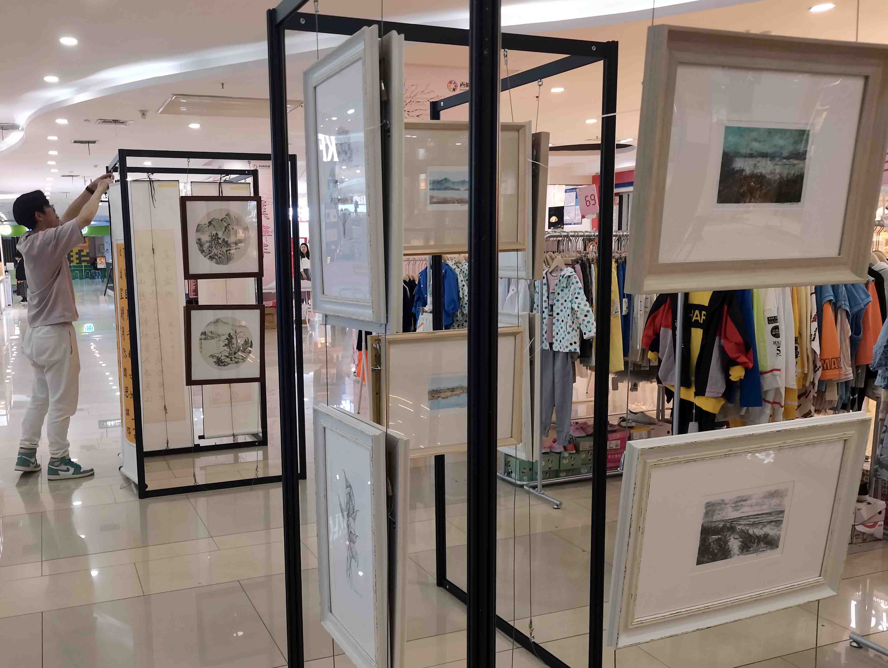 姑苏摄影王建康 “五月花开”墨蘭艺术展将在苏州西城永捷生活广场举行 五位优秀青年艺术家作品亮相