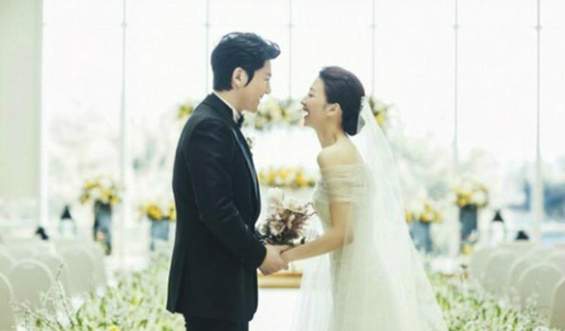 黑色太阳|《黑色太阳》已落山，朴河宣戏份货不对板，幸好回家还有贤夫安慰