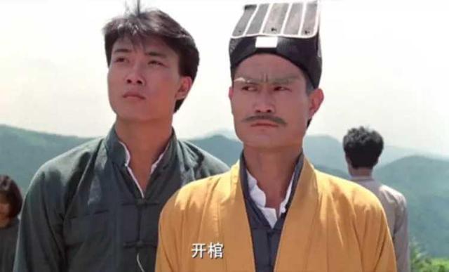 林正英|还记得林正英30年前的“御用小僵尸”吗？如今他长成了这样……