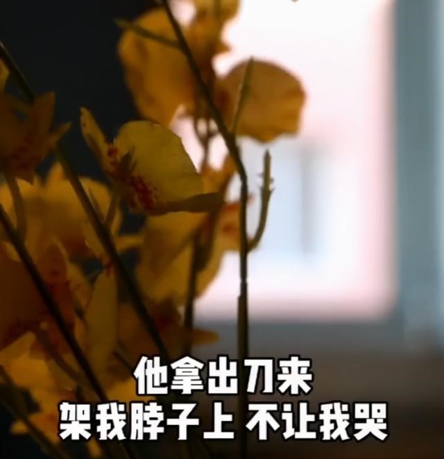 邻居入室抢劫,因女子钱财不多起了色心实施猥亵,当时孩子也在家