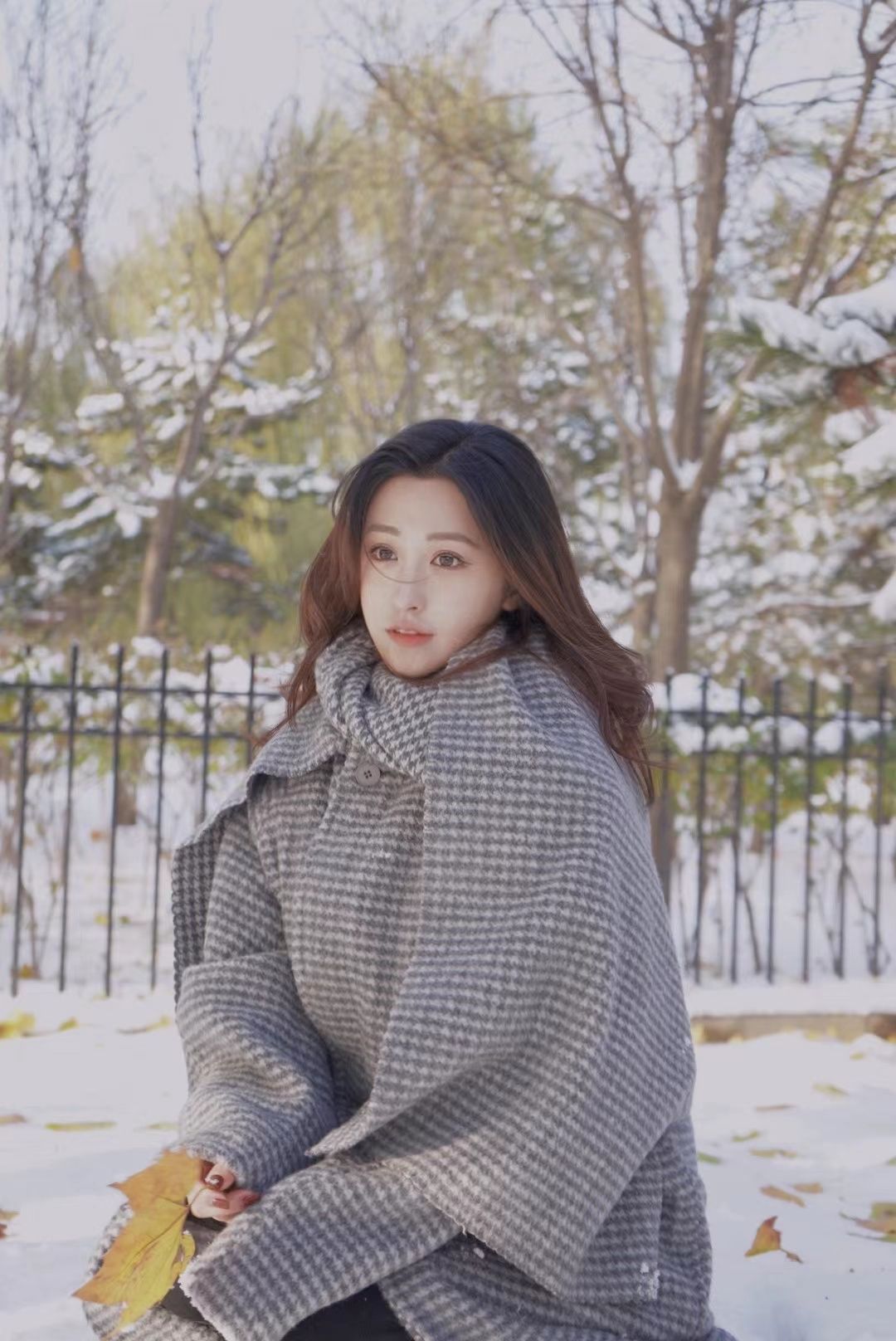 捉放曹|真·韩剧女主! 朱圣祎初雪氛围感美照发布