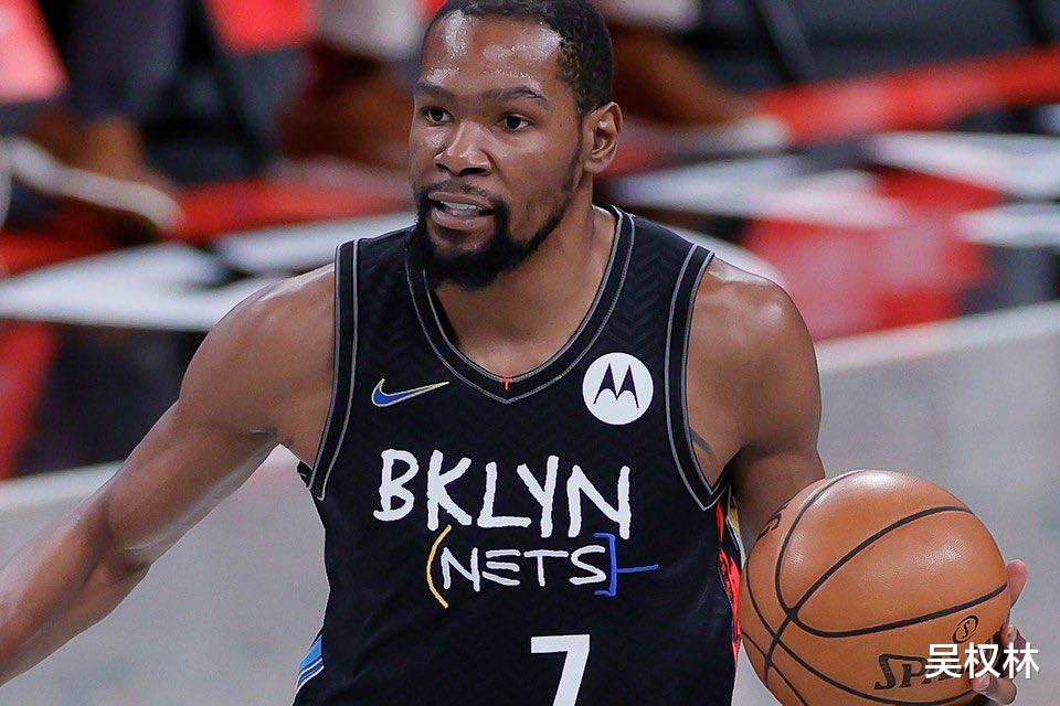 詹姆斯·哈登|令人绝望！同一位置狂飙三分，三巨头轮番轰炸，这谁顶得住？