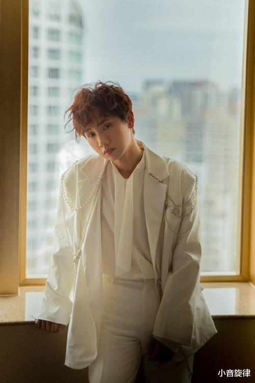 证件照|五十公里桃花坞，最新一期，汪苏泷套路孟子义