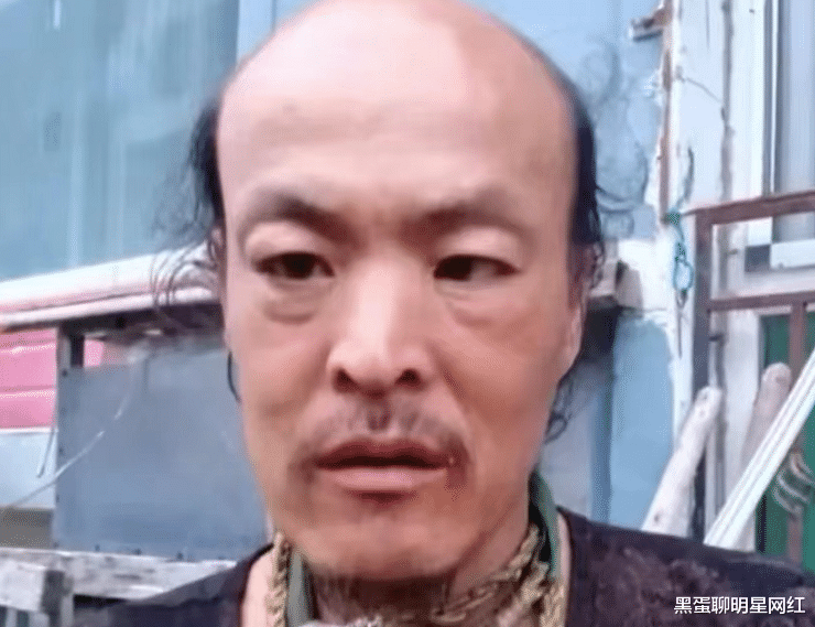 二哥|爆火网红“二哥刘祥坤”连麦散打哥，怒怼其卖假货，网友：真聪明