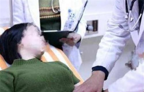 因奸情暴露,丈夫给妻子注射过量胰岛素,两个小时才送去医院抢救