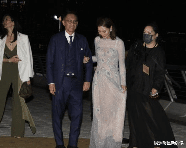 王子文|刘銮雄现任和前任罕同场！李嘉欣高调抢风头，甘比1分钟闪人