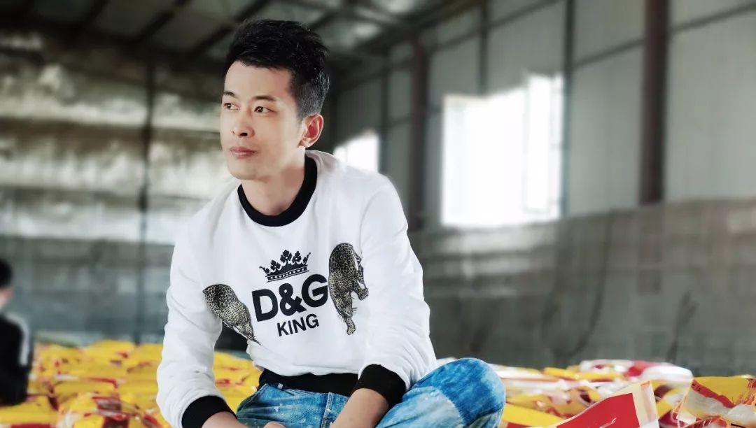 关晓彤|8位被央视点名批评的网红，个个花样低俗，没有一位值得同情