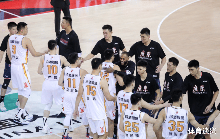 广东男篮|26分惨败！CBA11冠王跌落神坛，2连败仅排第六，易建联15+7带不动