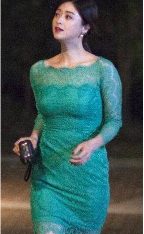 蒋欣|37岁蒋欣瘦成王子文，体重不过百，重回颜值巅峰，直言方法不难