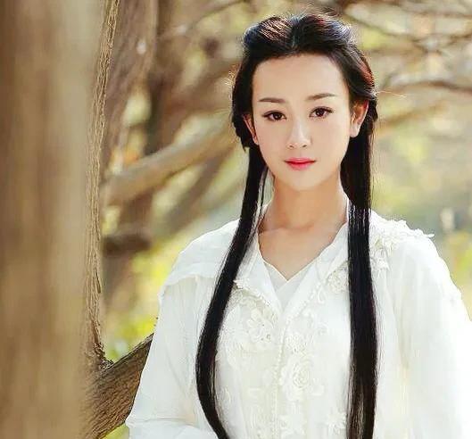 黄围猎人|王语嫣扮演者：李若彤，刘亦菲，张檬，文咏珊，谁经典