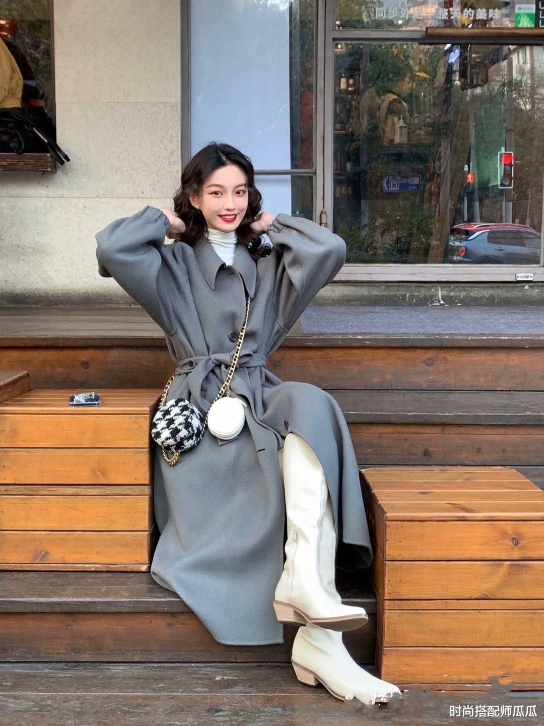 时尚搭配师瓜瓜|女人过了45岁，建议少穿高跟鞋！今秋这“3双”正火，舒适又优雅