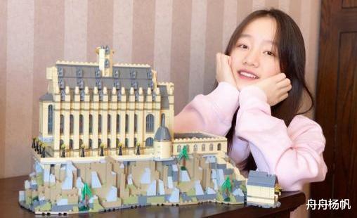 整容|赵薇“女儿”因长得太好看，被网友禁止“整容”，如今什么样了呢