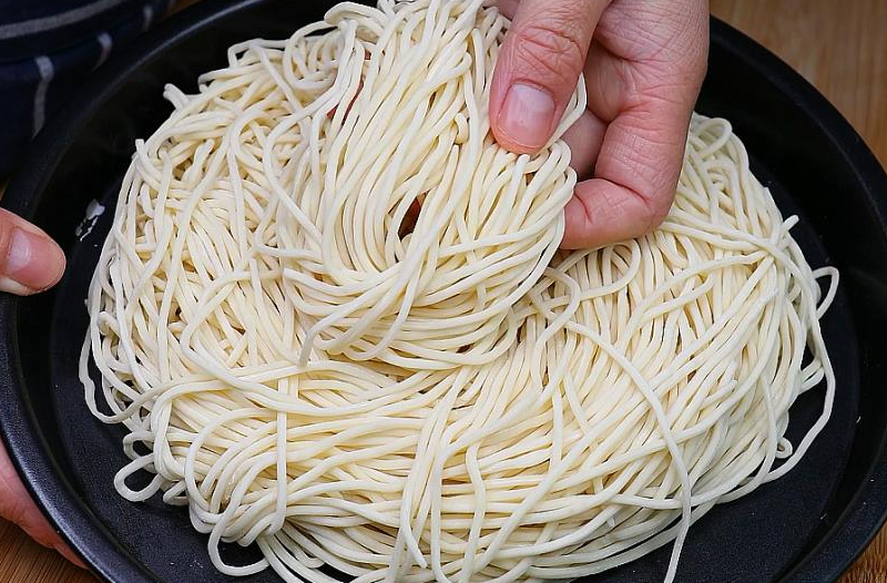 金兰中医学社|孩子积食不能吃面条？儿科主任：要想孩子消积食，这2物得少吃