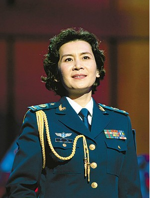 肖雄|她是著名国家一级演员，享“正军级”待遇，离异28年如今还是单身