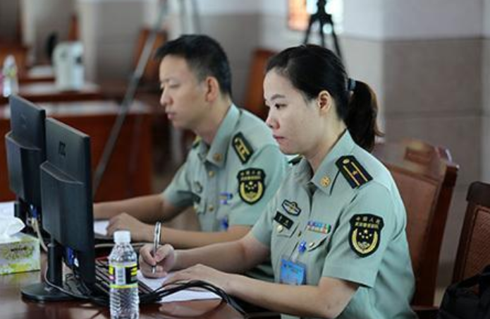 文职|2021年军队文职报名遇冷场，8000多个岗位无人问津，铁饭碗不香了