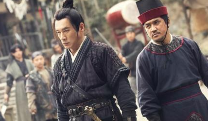 武松|武松大战西门庆又被翻拍，网络热议纷纷，潘金莲“深V装”不简单