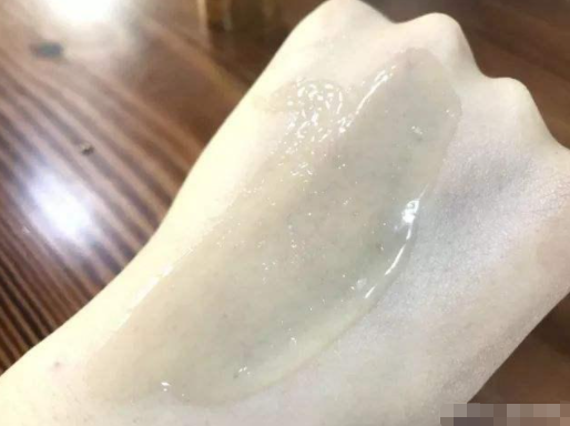 百雀羚|继百雀羚后，我国又一精华液备受大家“宠爱”，价格便宜效果不输大牌