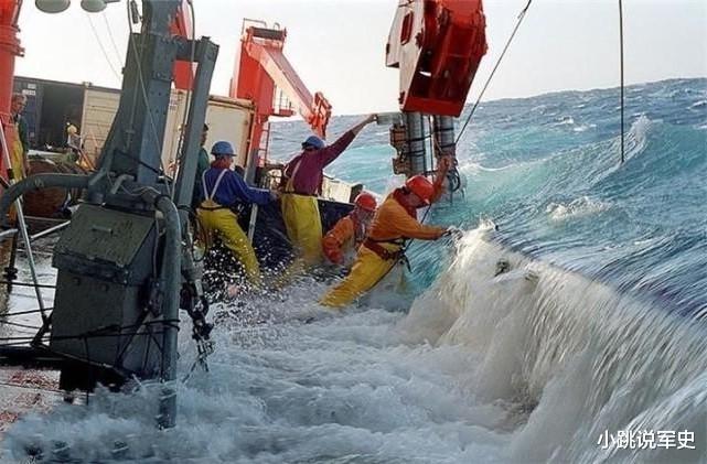 阿拉斯加|最危险的职业“捕蟹人”，干5天挣69万，平均每7天就有一人丧命