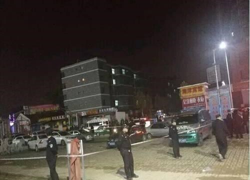 混搭|河北一邮政职工扎死三名同事：月薪2300、新人容易受欺负
