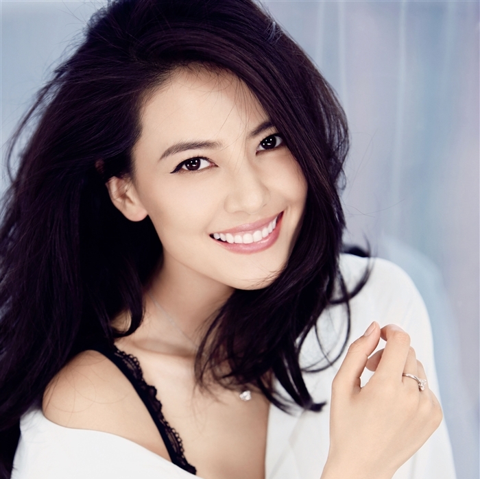 电影|全世界数百万佳丽中最美的40个女人, 名单顺序排列, 展现了完美的个性和美貌!