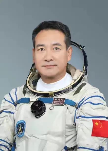 太空 神州十三要出征了，今夜无眠，王亚平将创造历史