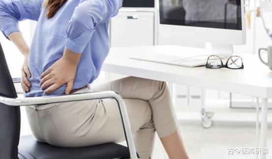 便秘|女子经常便秘,天天喝水不见缓解,医生:学会这3招,远离便秘