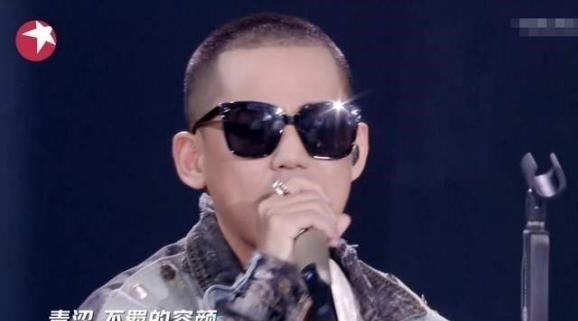 苏醒|37岁苏醒公开找工作，生活对无才但盲目自信的艺人，就是这么残酷