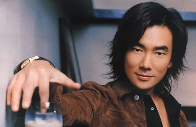 任贤齐|赌钱输得精光，回家后花3分钟写下这首歌，至今无人打破销量纪录