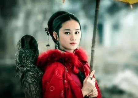 王鹤棣|王鹤棣新剧即将来袭，与虞书欣上演“神魔之恋”，网友：不太好磕