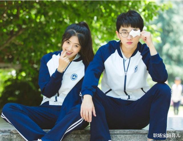 青春期女孩尝禁果怀孕,惨遭父亲“飞毛腿”,送医后父母跪地痛哭
