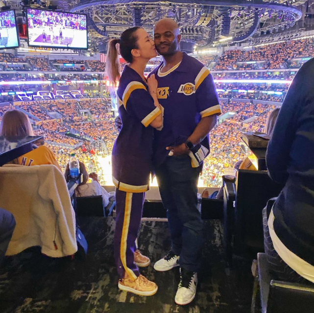 alaia|陈冠希姐姐与侄女同框,获黑人男友甜蜜点赞示爱,Alaia搞怪出镜