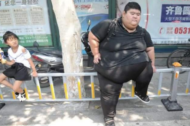 |胖男孩王浩楠：一年减掉363斤，在健身房通过减肥找到女朋友
