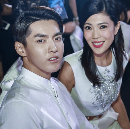 苏芒|苏芒力挺吴亦凡未道歉被禁言后关评，有说有笑参展，原定直播取消