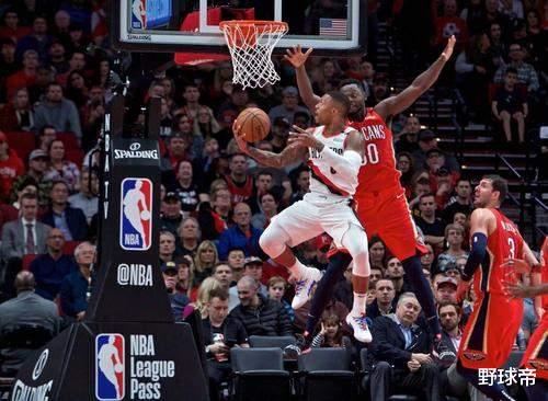 尼克斯队|9百万打发谁？被弱队嫌弃！现在签他得拉一卡车钱了！场均24+10+6