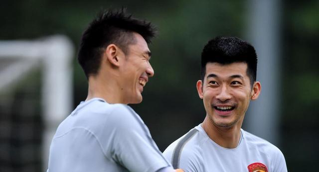 广州足球俱乐部|意外！恒大拜年视频释放出重大信号，两大王牌或因此成离队热门