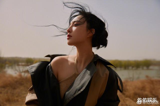 范冰冰|隔空力挺？范冰冰感慨世界不公平后，李晨发文晒照似有深意