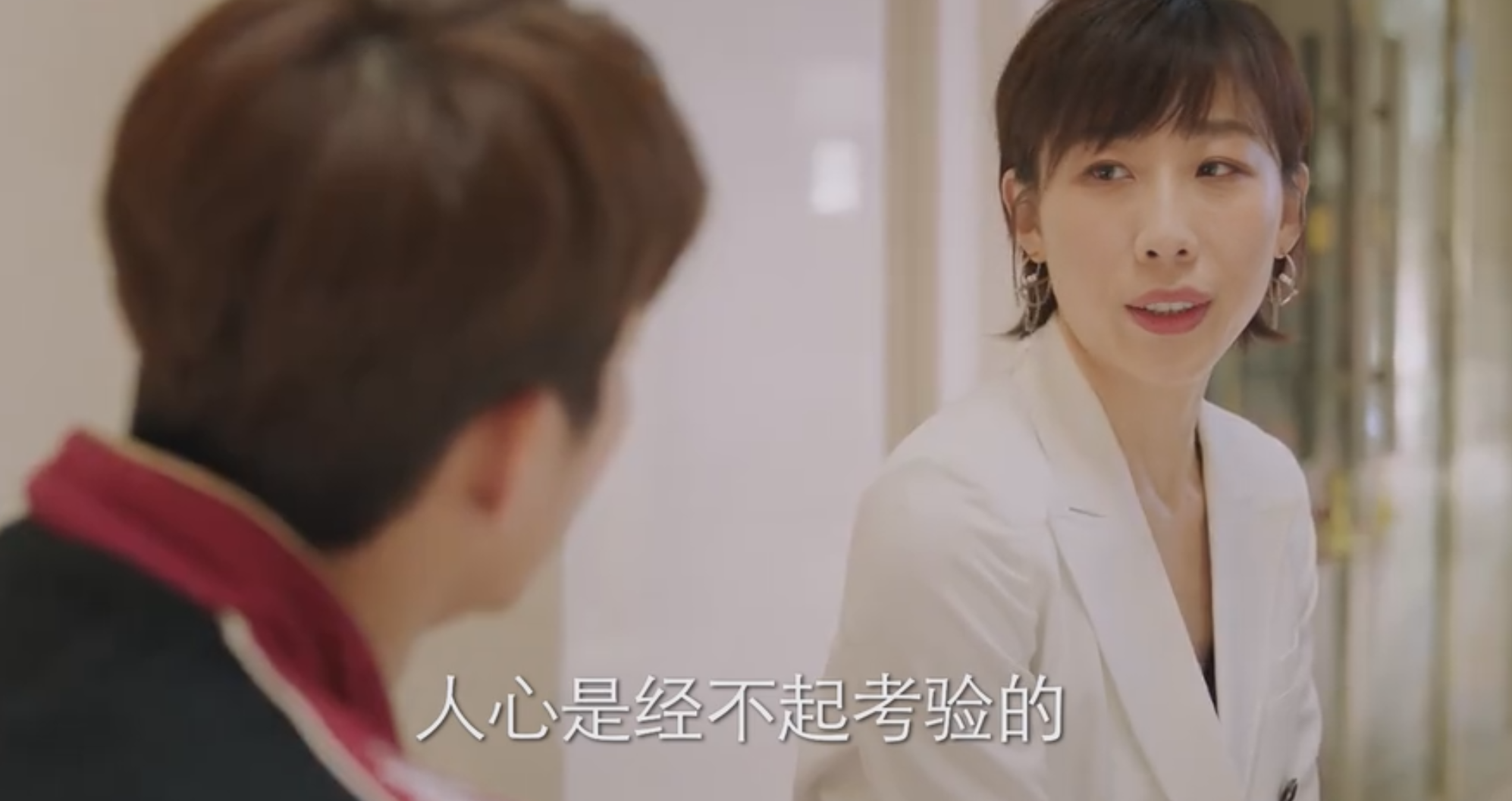 码字的颜言 《我在他乡挺好的》女强人纪南嘉迎来人生第二春，她的爱情观 很棒