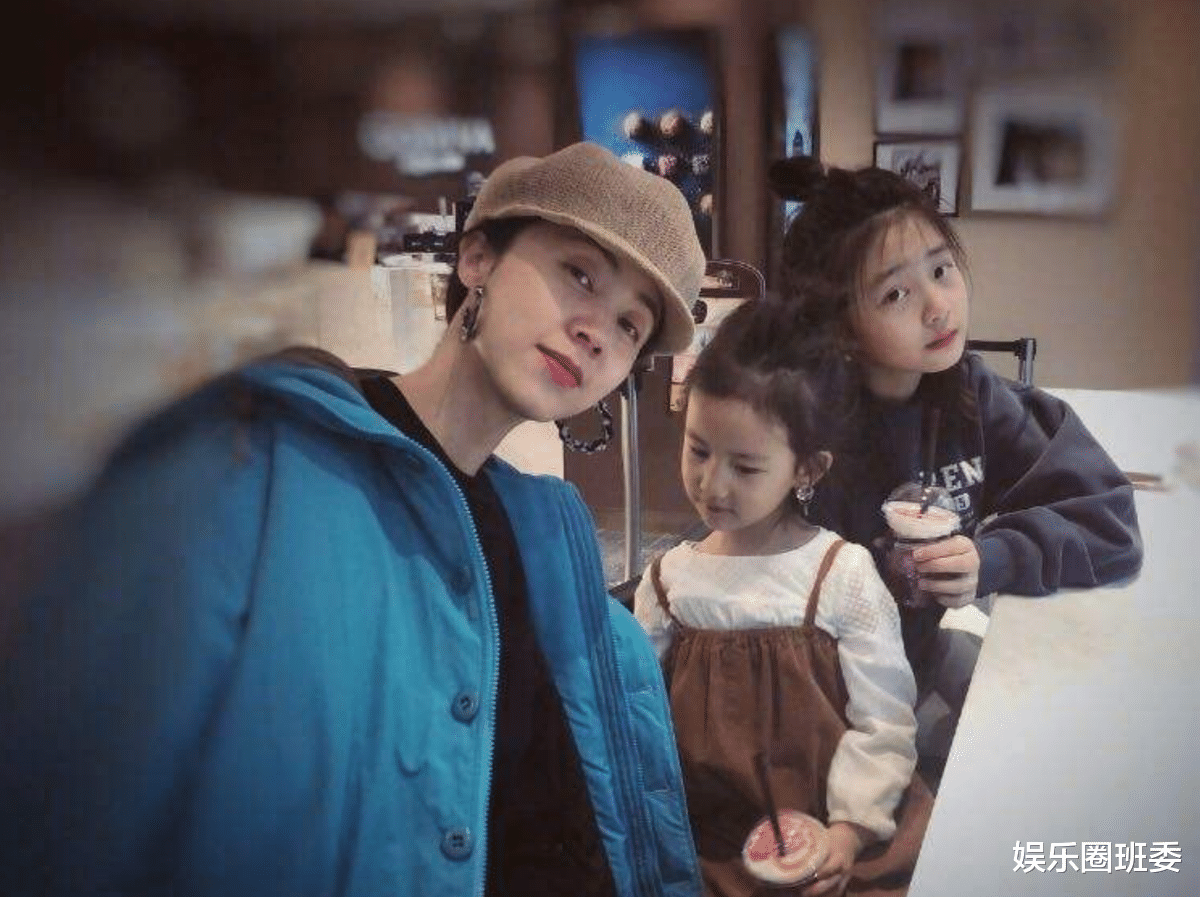 张龄心|被曝私生活丑闻后，孙莉首曝光黄多多近照，三胎儿子与多妹感情好