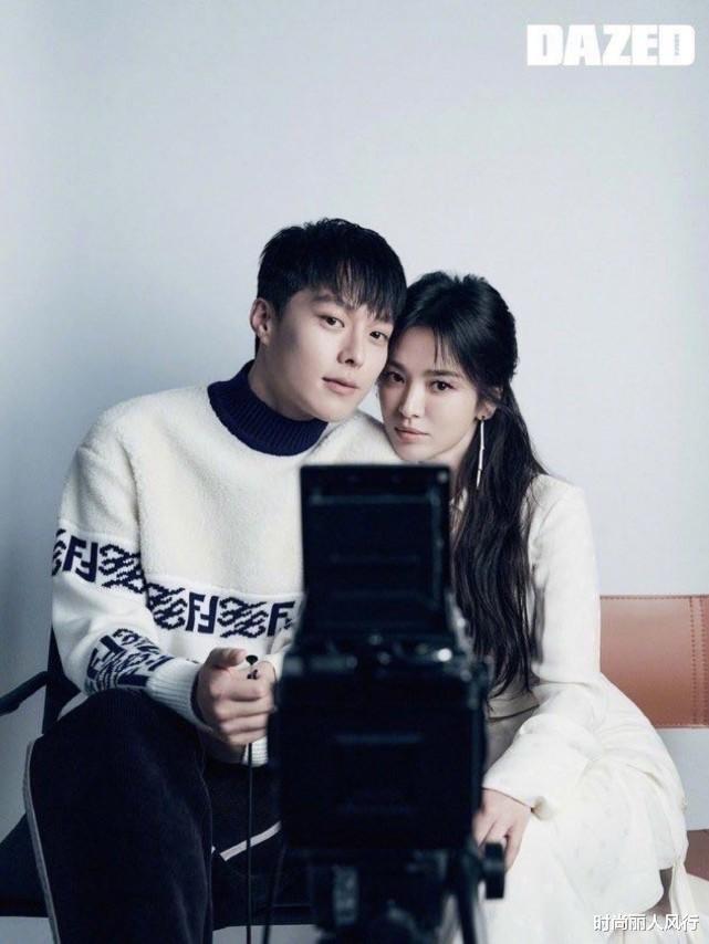 时尚丽人风行 宋慧乔这次回归排场真大！和小11岁鲜肉男主拍大片，穿情侣装太绝