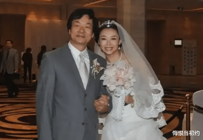 濮存昕|濮方结婚前，濮存昕给一她50万银行卡让送给金凯作为嫁妆，濮方泪流满面