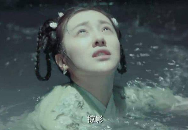 王鹤润|拍戏时嫌井水脏，导演无奈倒140桶矿泉水的那个女星，现在咋样了