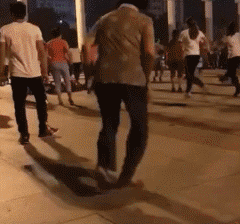 萌萌萌说|“刚钓了几条鱼，打算打个牙祭！”感觉评论区不妙啊！哈哈哈