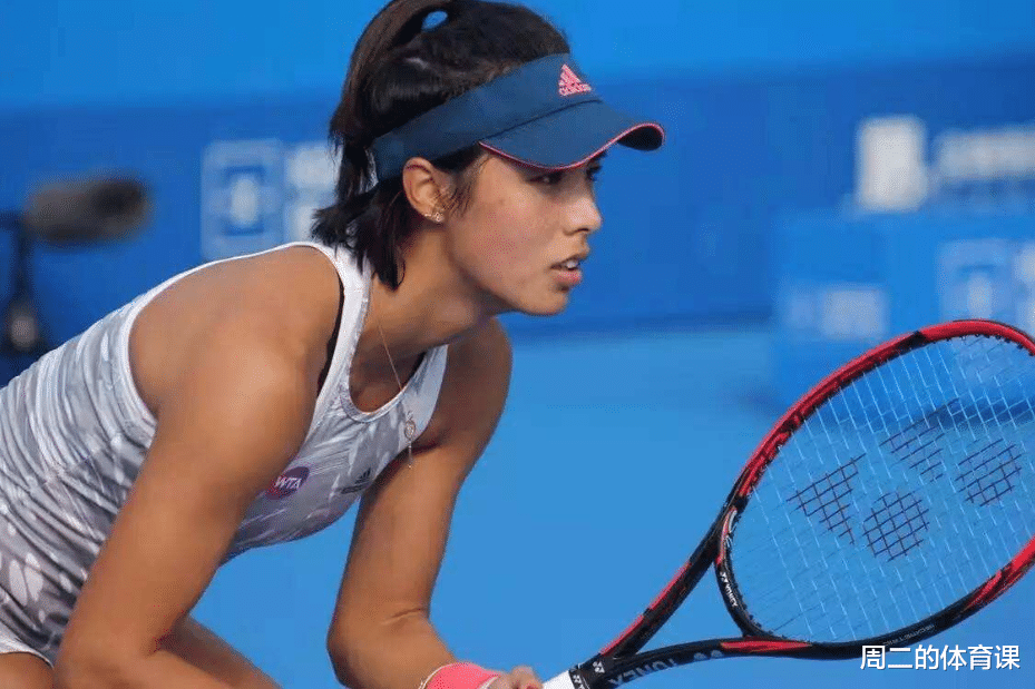 王薔|王薔慘遭“一輪游”！坦言已經沒有女性特征，球迷：猛一看還可以