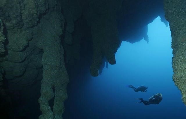  马里亚纳海沟，为什么探索到一半就停止了？海底下到底发现了啥