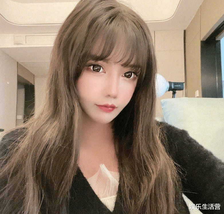 韩安冉|兜儿胖的塞不进婚纱，韩安冉嘲讽她怀女孩，还买那么多男孩的衣服